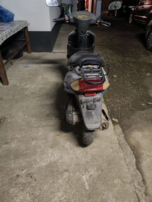 De vanzare scuter chimco 49cc