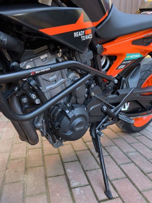 Ktm Duke 890 GP 2022 evacuare Leo Vince originala