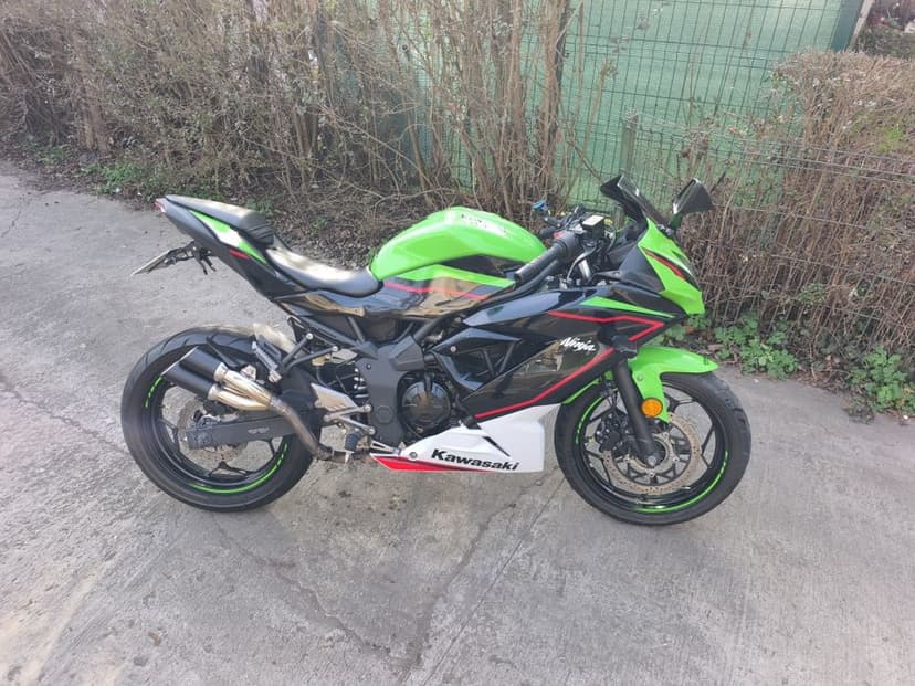 Vand kawasaki ninja 125 2023