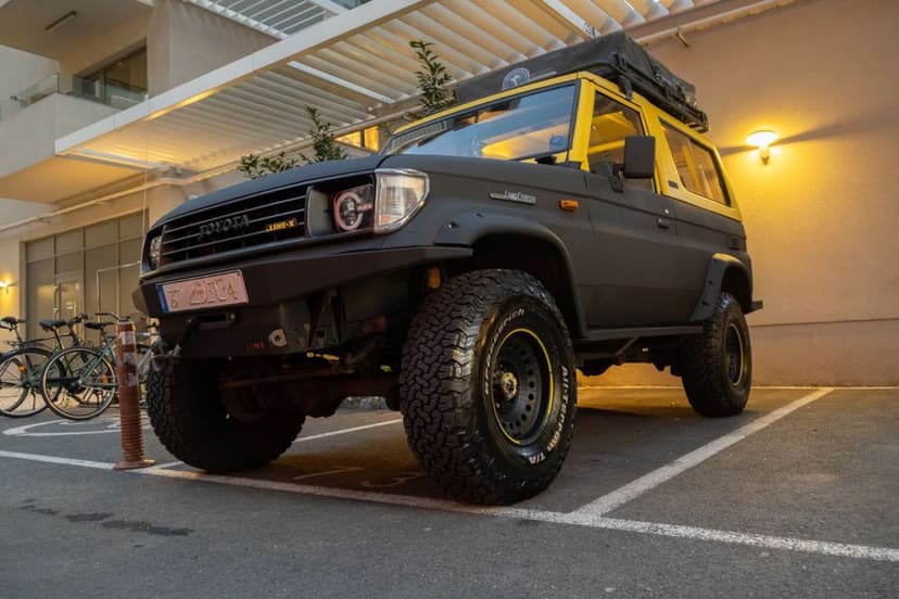 Toyota Land Cruiser LJ73 overlanding