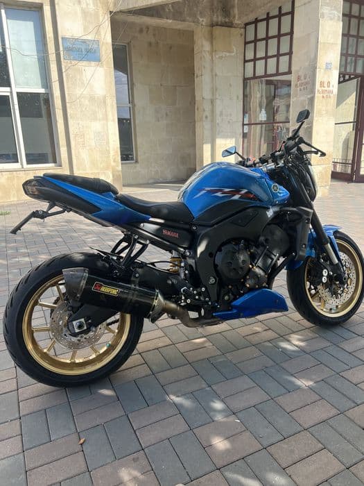 Yamaha FZ1 Marchessini, Dynojet, Akrapovich