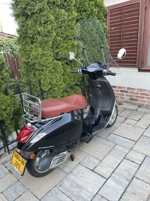 Scuter Vespa Primavera 2016