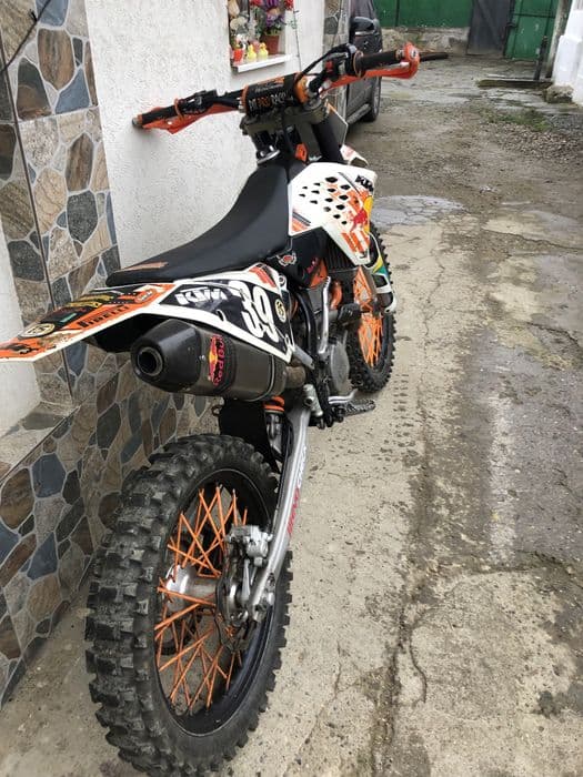 Cross KTM de 250 4t din 2008