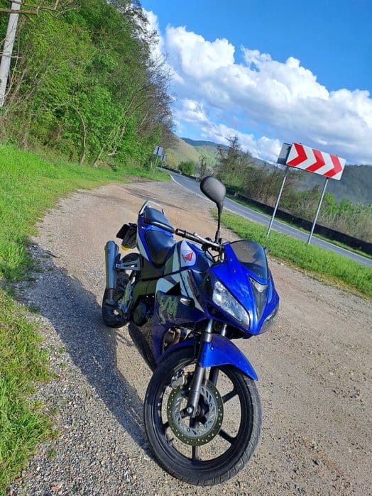 Motocicleta A1 Honda Cbr 125