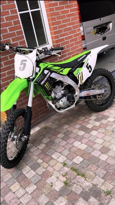 Vand kawasaki kx450 f anul 2010 stare perfecta de functionare