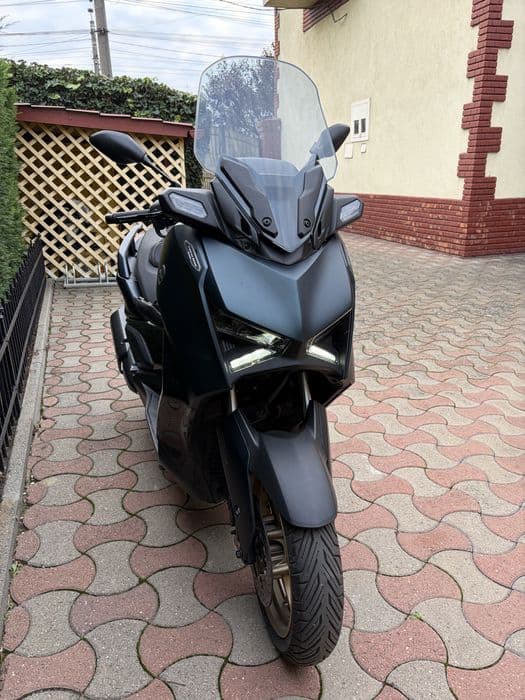 Yamaha XMAX 300 - TechMax
