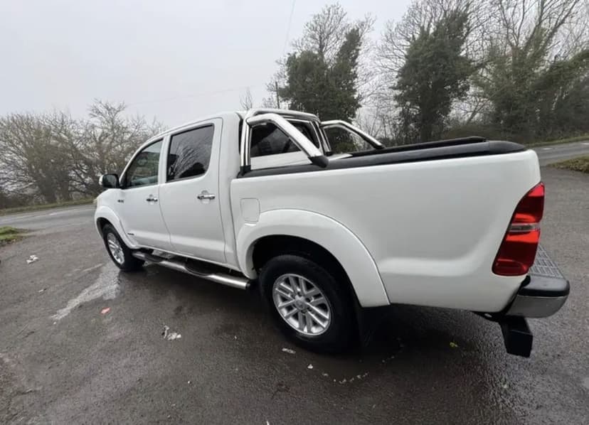 Dezmembrez Toyota Hilux Invincible euro 5 3.0 Automat 2012-2015