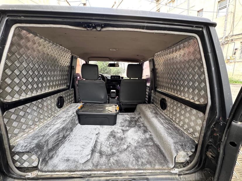 Vând Toyota Land Cruiser