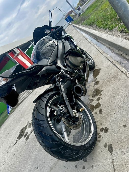 Vand Suzuki GSXR-600 2011