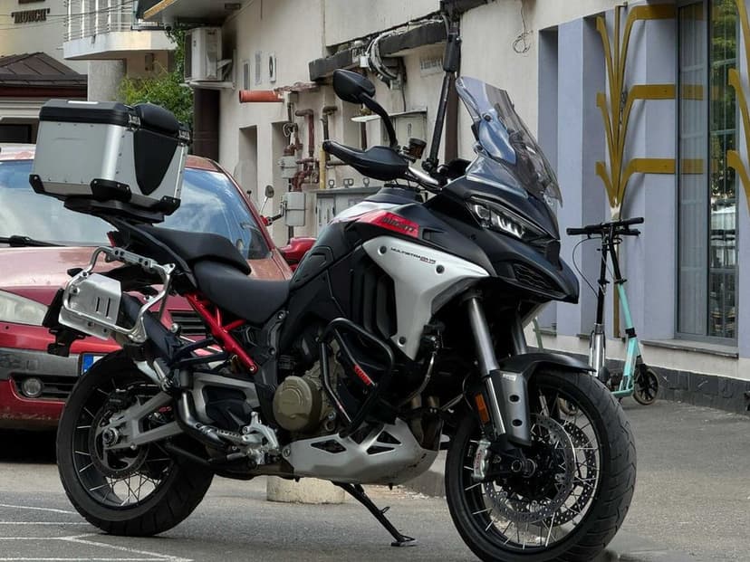 Ducati Multistrada V4 Rally 2023 - Brushed Aluminium & Matt Black