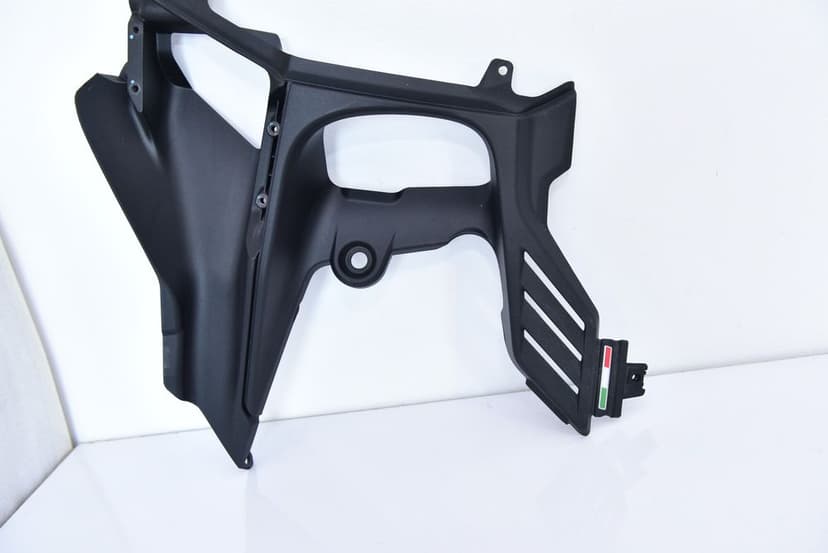Carena Laterala Dreapta Winglet Aripioara 4801A671A Ducati
