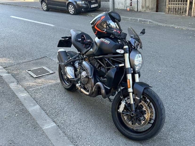 Vand Ducati Monster 821