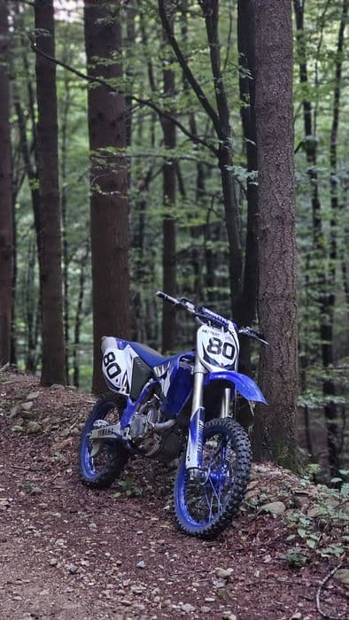 Vând yamaha yz450f sau schimb cu 2t