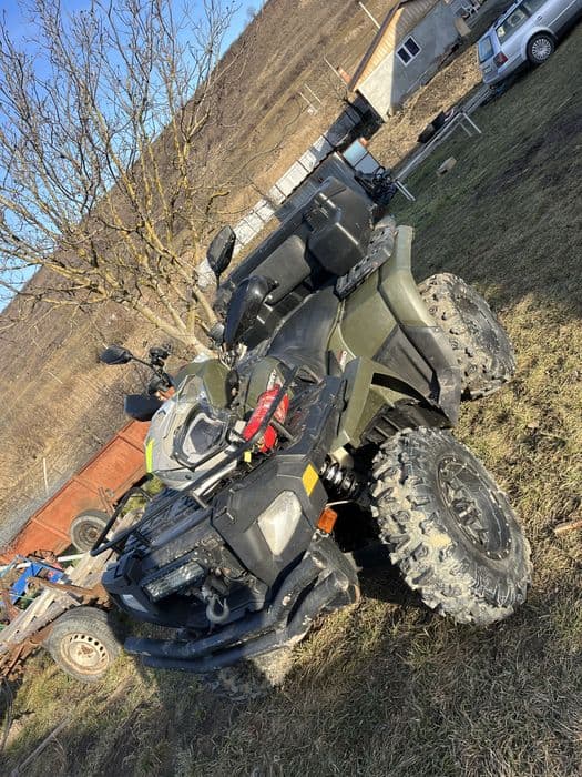 Vand sau schimb Atv polaris sportsman 500