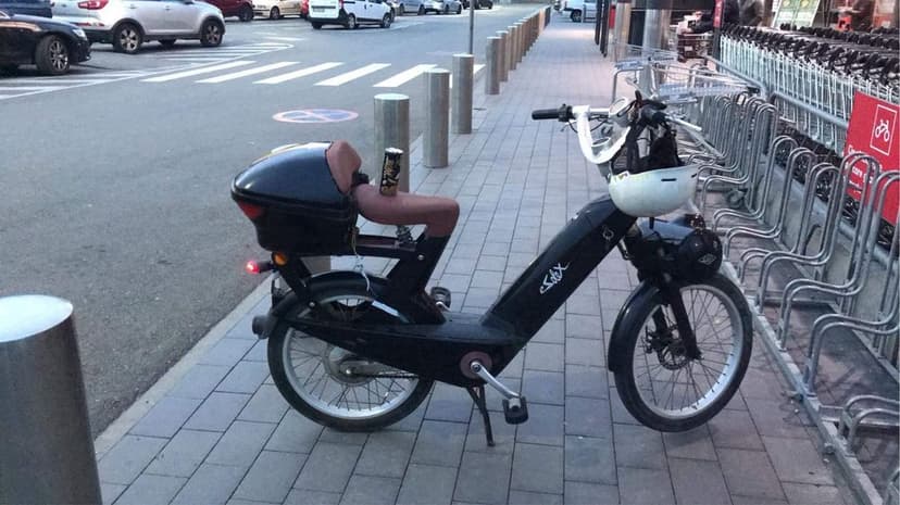 4 Scutere. Electrice vand sau schimb Toate sau separat. 2500-7500 lei