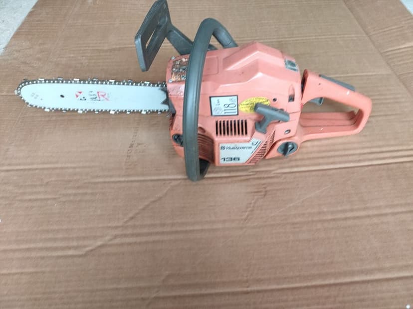 Drujba Husqvarna 136