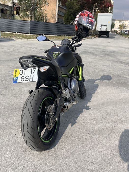 Vand Kawasaki z650 limitat A2