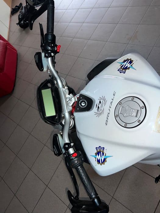 MV Agusta Brutale 800