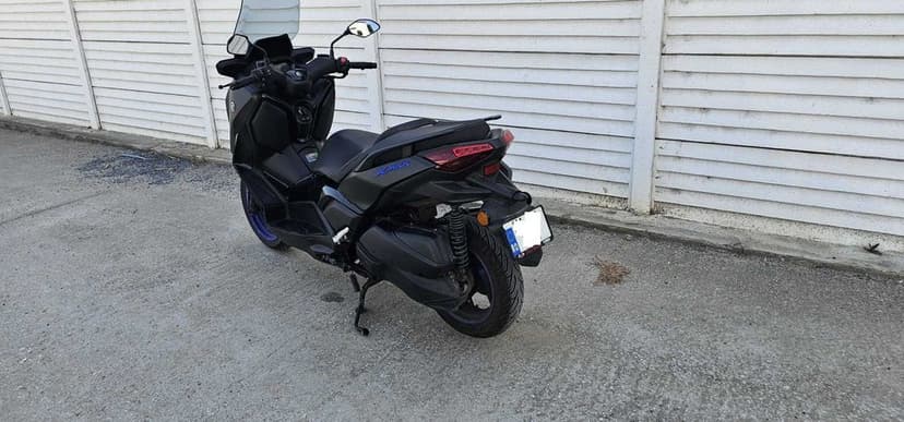 YAMAHA XMAX 300 - 2024, 6 luni garantie, 6400 km