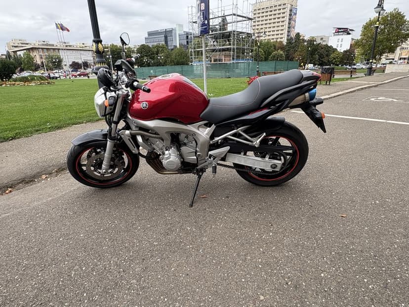 Vand motocicleta Yamaha FZ6N