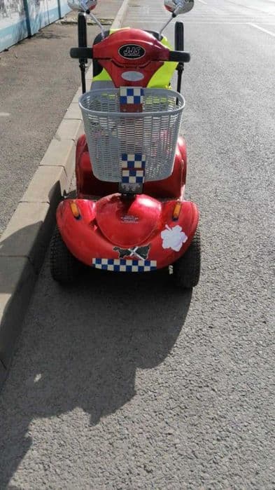 Scuter electric persoane vârstnice