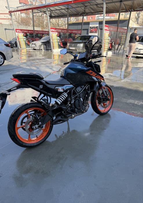 KTM Duke 125 2024- Quickshifter+