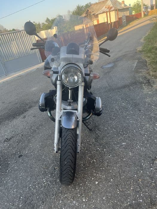 Motocicleta BMW 259 R1100R/Suzuki GSX600