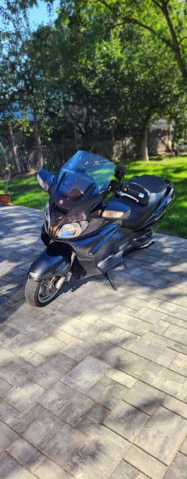 Suzuki Burgman 650 EXECUTIVE