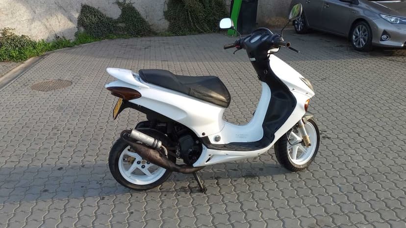 Vând Honda AF49/X8RS