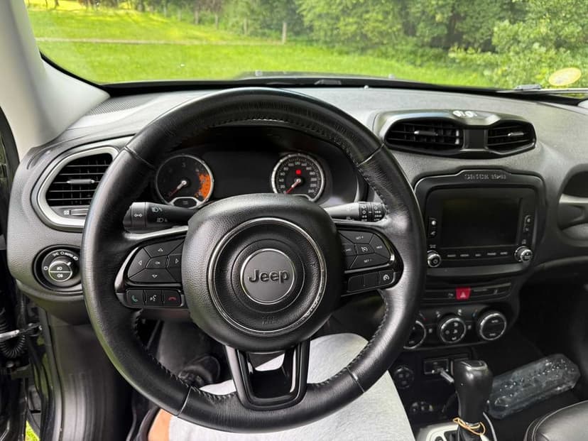 Jeep Renegade 2015 PANORAMA-FULL-Cutie automata (Nu Audi,Vw,BMW)