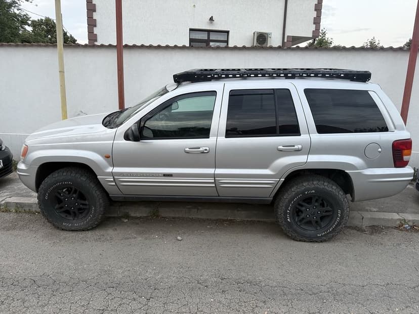 jeep grand cherokee 2024 (off-Road)