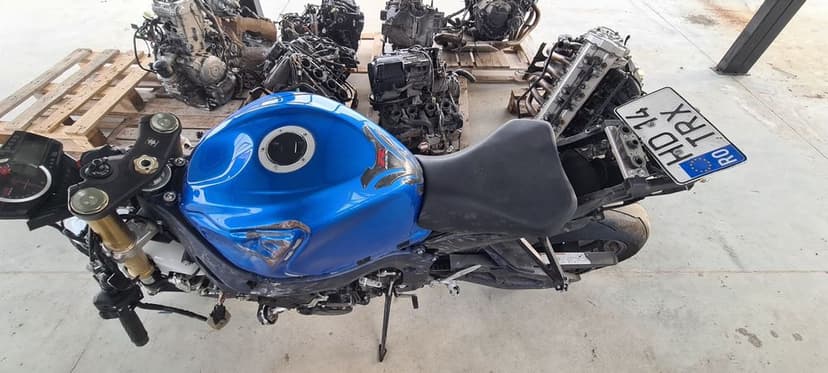 Cadru cu acte Suzuki GSXR 600 2011-2015 motor furca  600 L1 L2 L3 L4
