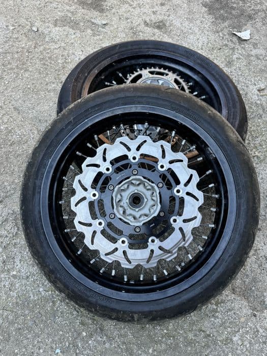 Roti excel supermoto R17 , suzuki drz 400