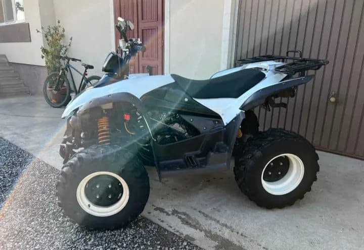 Vând ATV Tgb 500r