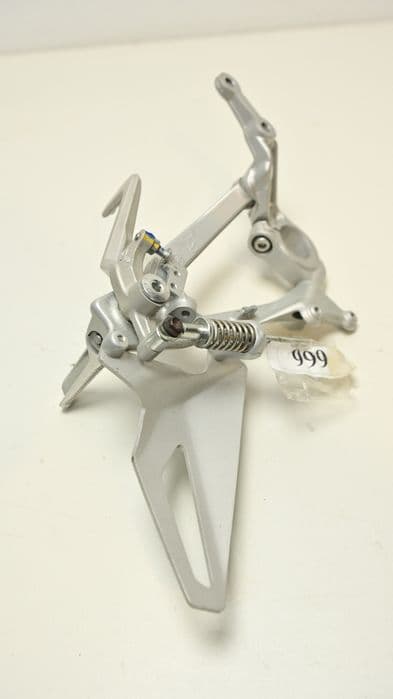 Suport Scarita dreapta Pedala Frana Ducati Panigale V4 /