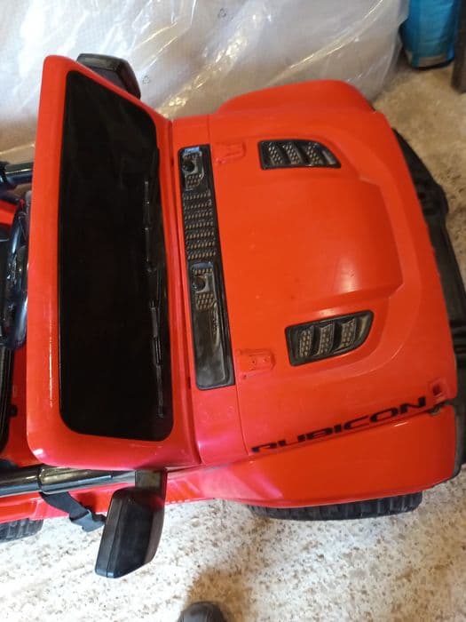 Masinuta electrica rosie copii 4 x 4 masina jeep rubicon wrangler