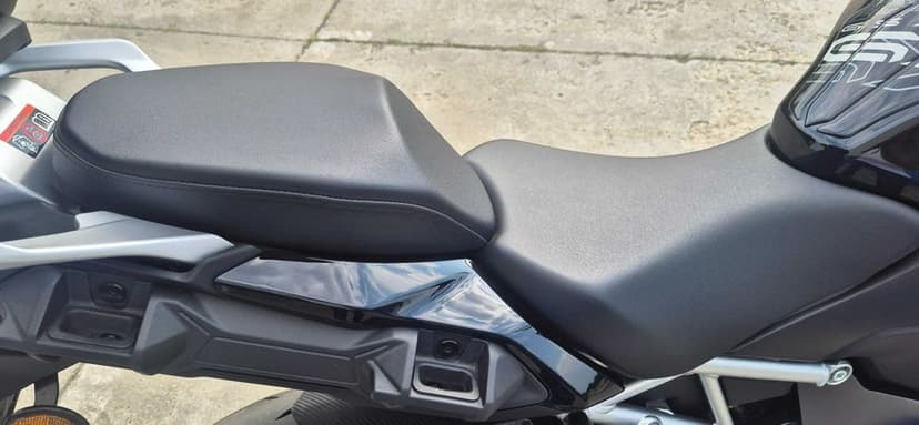 Șa rider + pasager Suzuki GSX-S1000GX / GSX-S1000GT – NOI