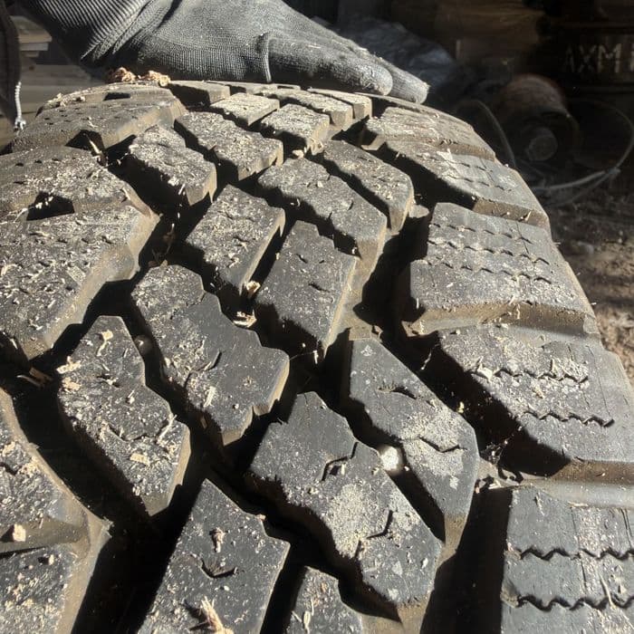 Roti complete Nissan navara