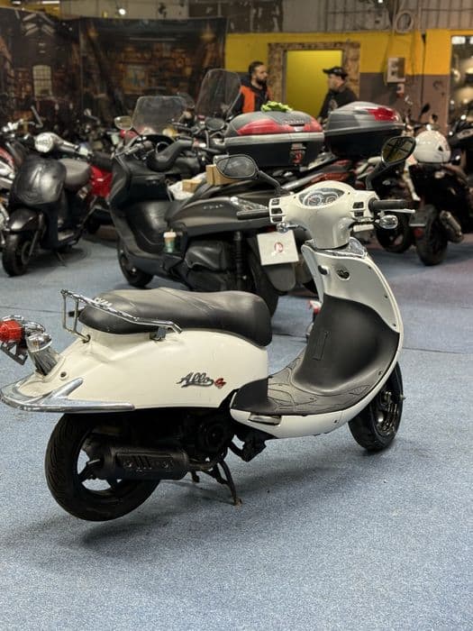 Scuter Sym Allo GT – 50cc, viteză maximă 45 km/h – BLACK FRIDAY