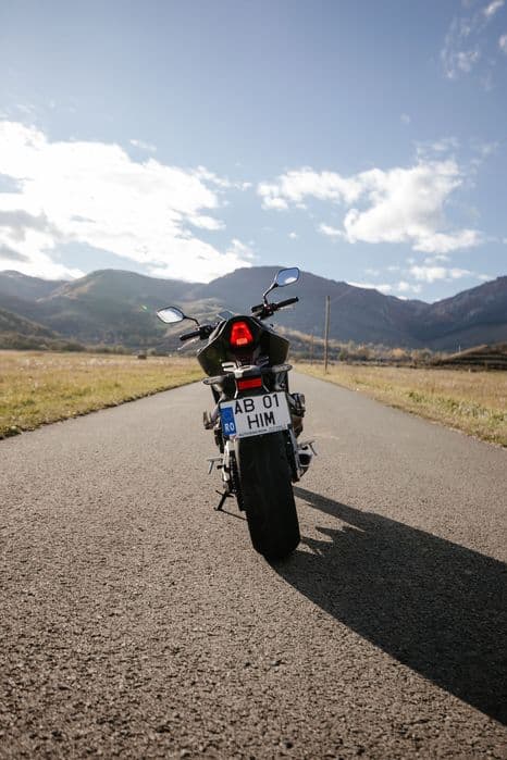 HONDA CB650R E-Clutch 2024