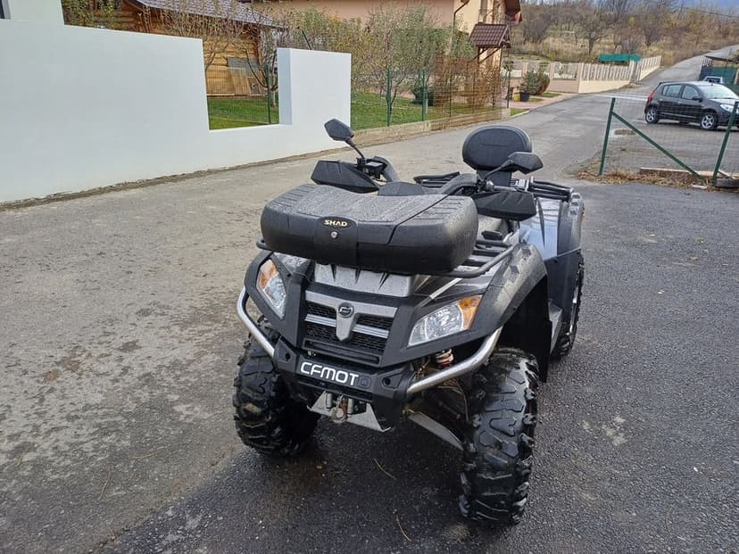 ATV CF MOTO 800 AN 2016 1900KM!