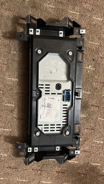 Ceasuri digitale display navigatie land rover discovery 2021