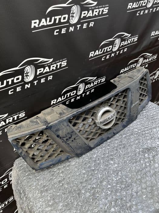Grila centrala bara fata Nissan Navara