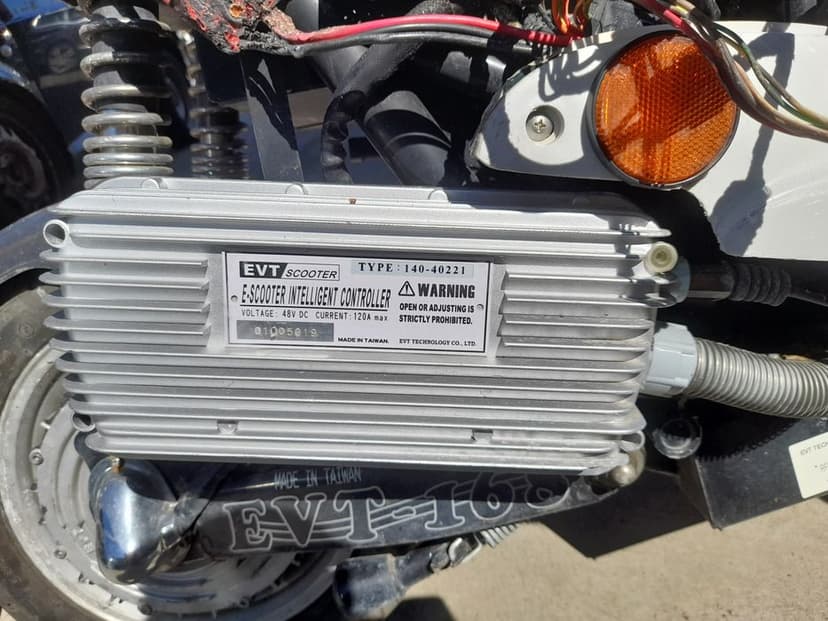 Scuter electric pentru piese