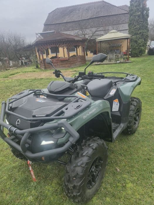 Can-Am Outlander 650