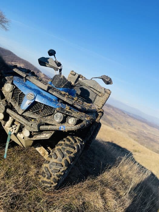 Vând atv cf moto 550L.