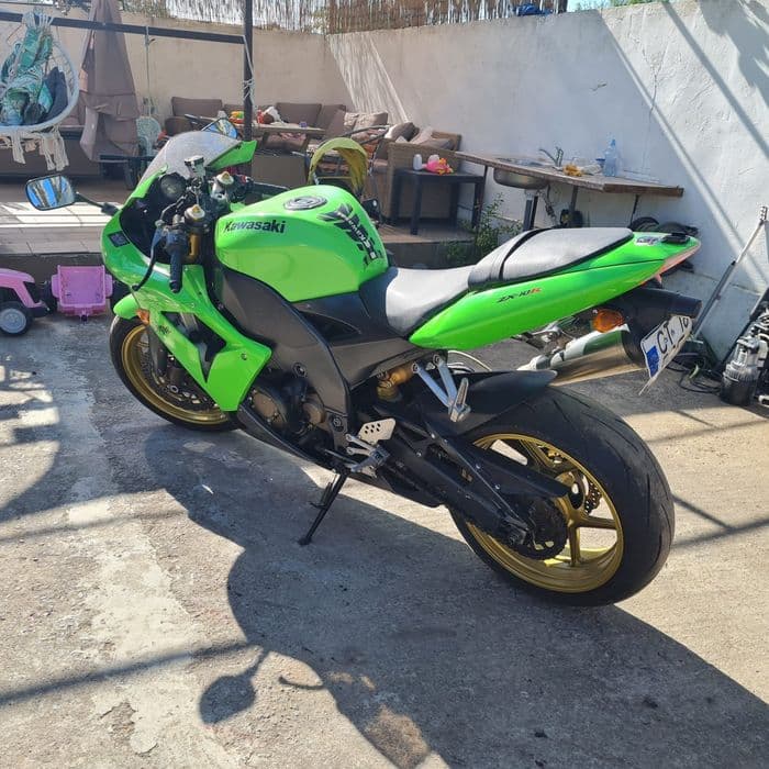 Kawasaki zx10r de vanzare sau schimb cu auto.