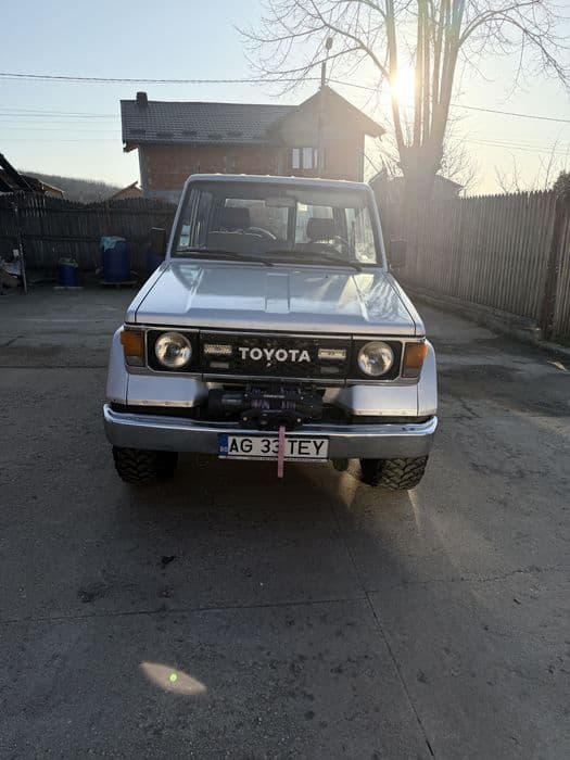 Vand Toyota Land Cruiser J70