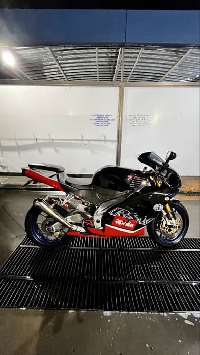 Aprilia RSV Mille R 2001 + Extras