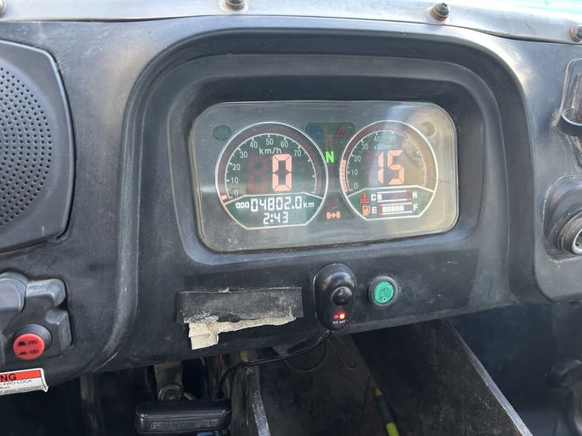 Cf moto rancher cu folii laterale